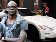 Bóng đá anh, ngoại hạng anh, lịch thi đấu euro 2012, Siêu xe của Balotelli suýt bị sung công